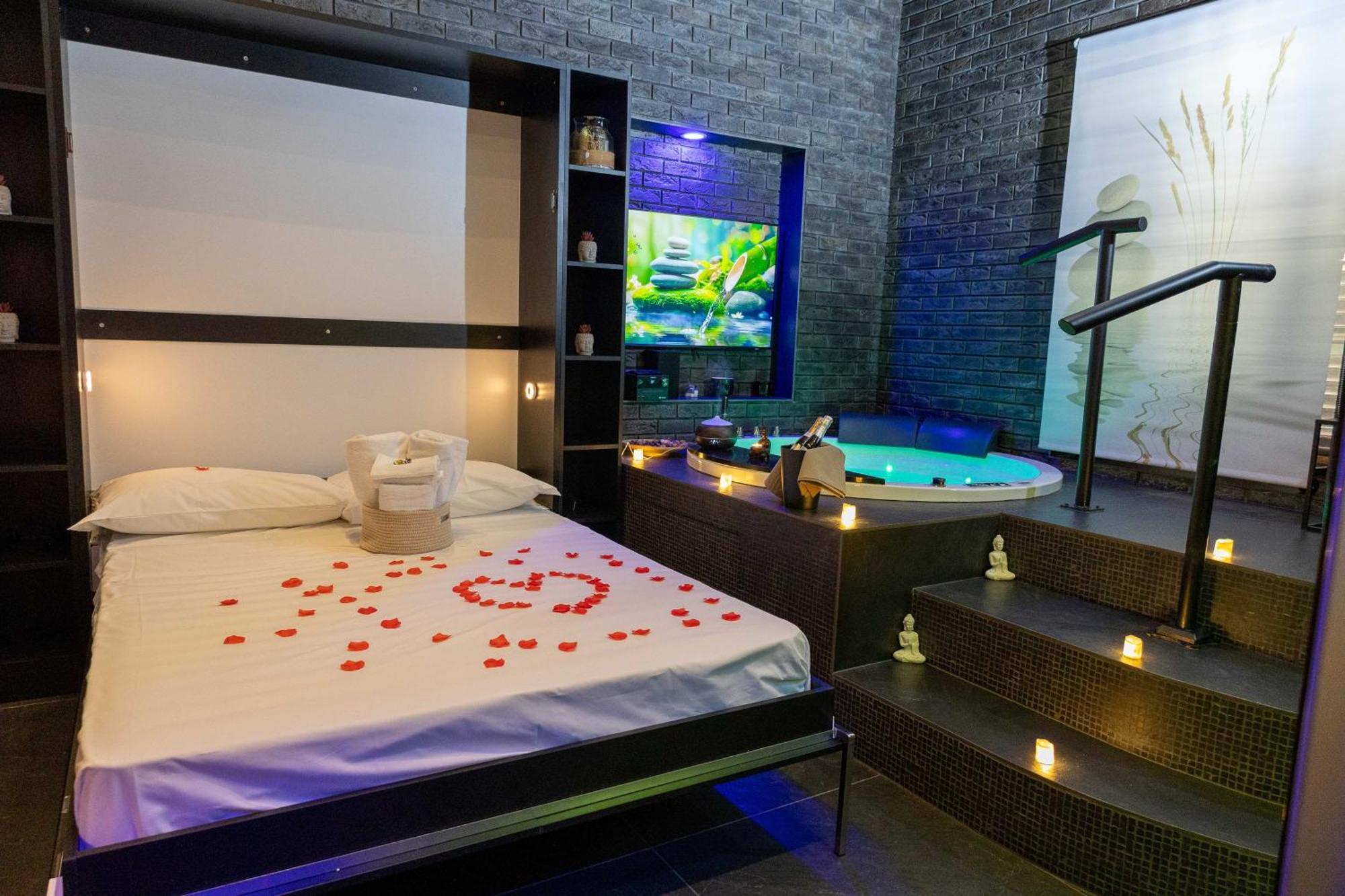Lungomare Suite & Spa Неаполь Экстерьер фото